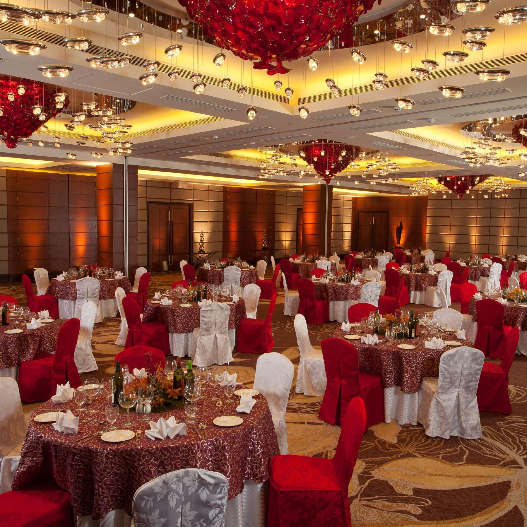 Radisson Blu Hotel, Nagpur Dış mekan fotoğraf