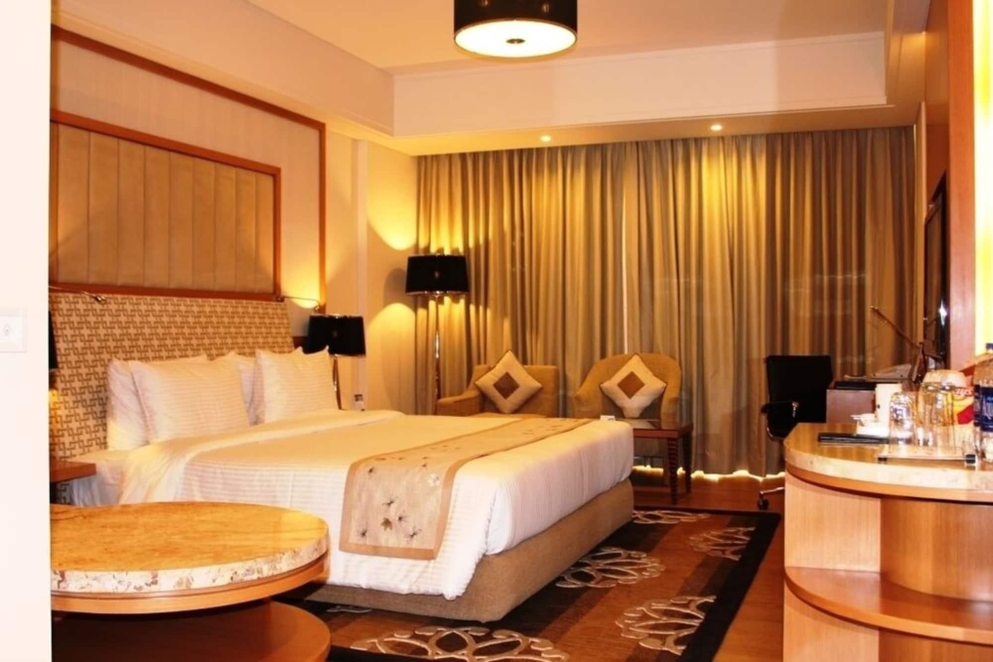 Radisson Blu Hotel, Nagpur Dış mekan fotoğraf