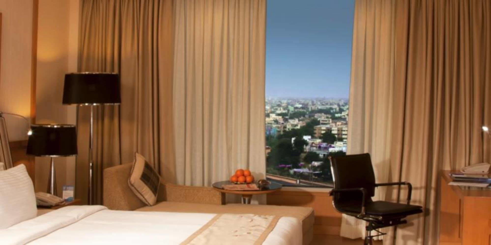 Radisson Blu Hotel, Nagpur Dış mekan fotoğraf