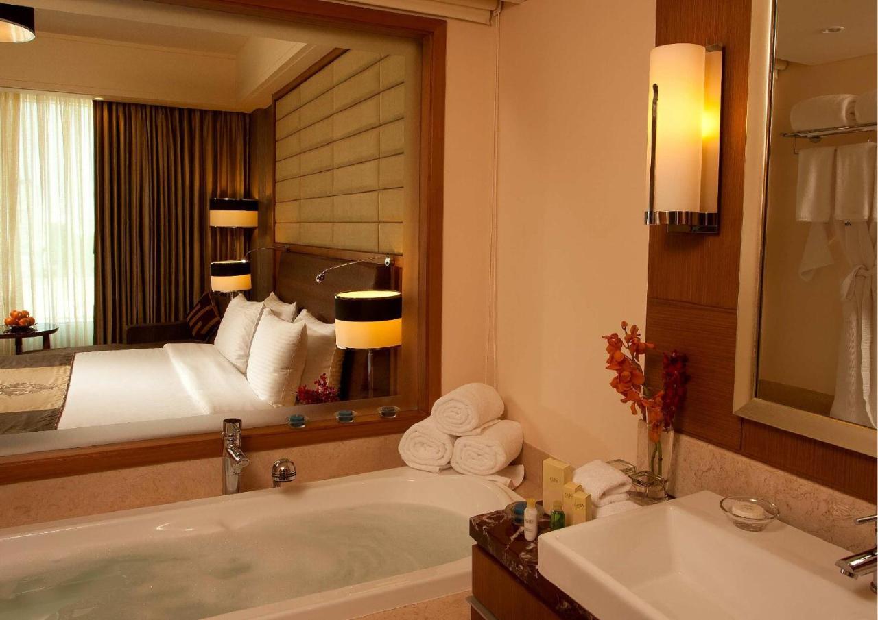 Radisson Blu Hotel, Nagpur Dış mekan fotoğraf
